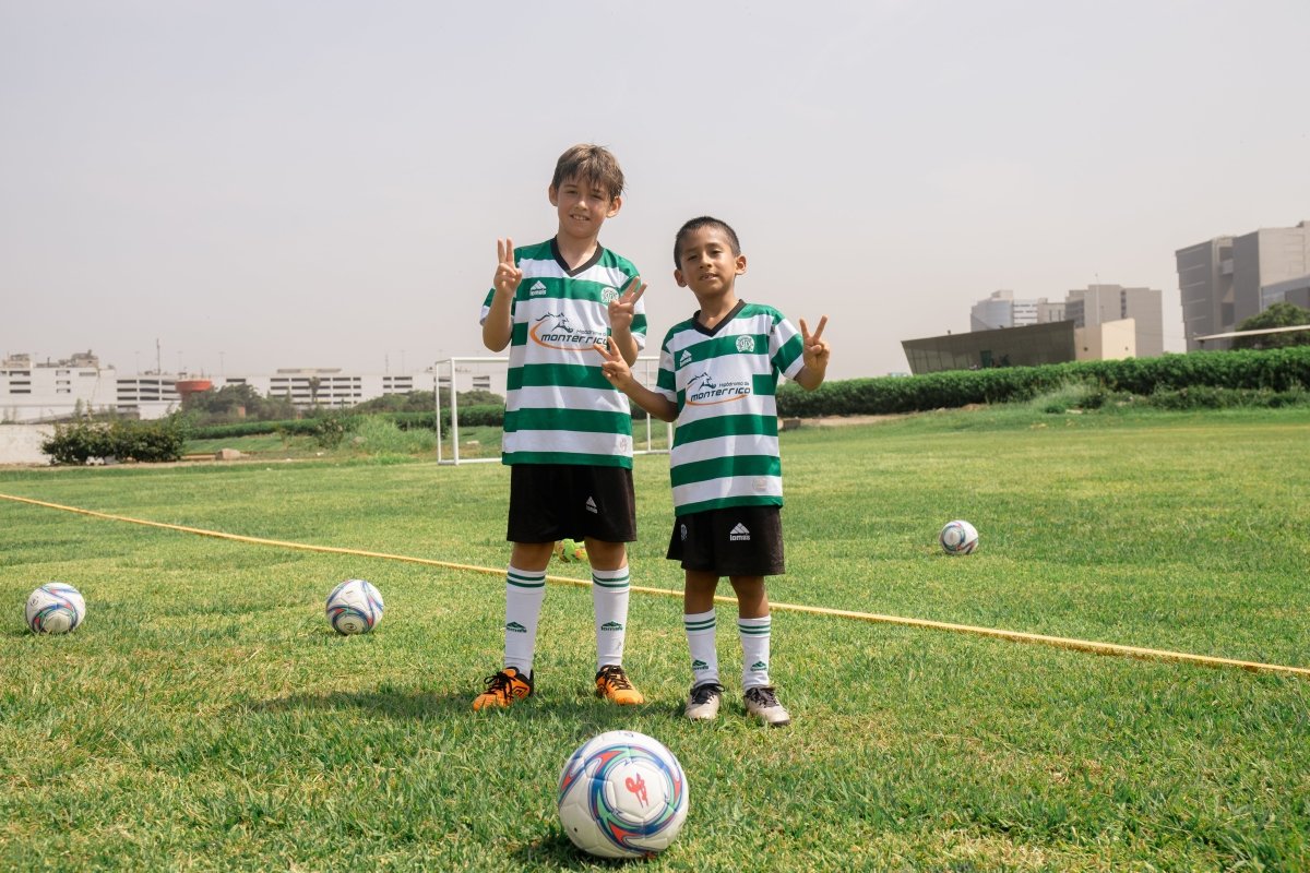 Lomas y Jockey Club : Una Alianza para el Futuro del Fútbol - Lomas Sport