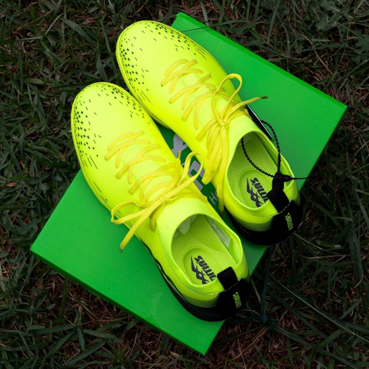 Zapatillas de Fútbol Lomas Miracle Alpha - Varones - Lomas Sport