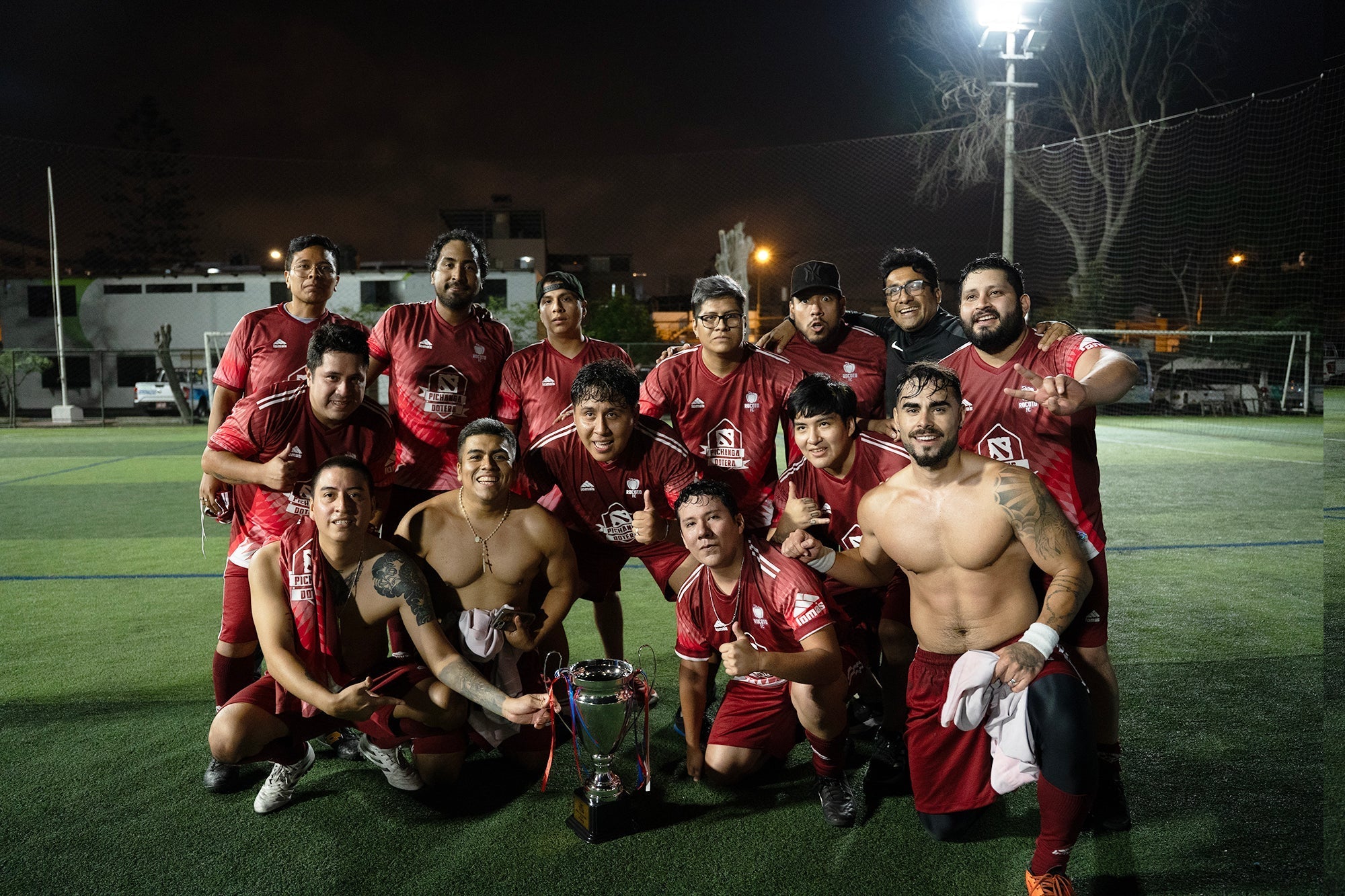 La Pichanga Dotera 3.0: Cuando los mejores del Dota cambiaron el mouse por los chimpunes ⚽️