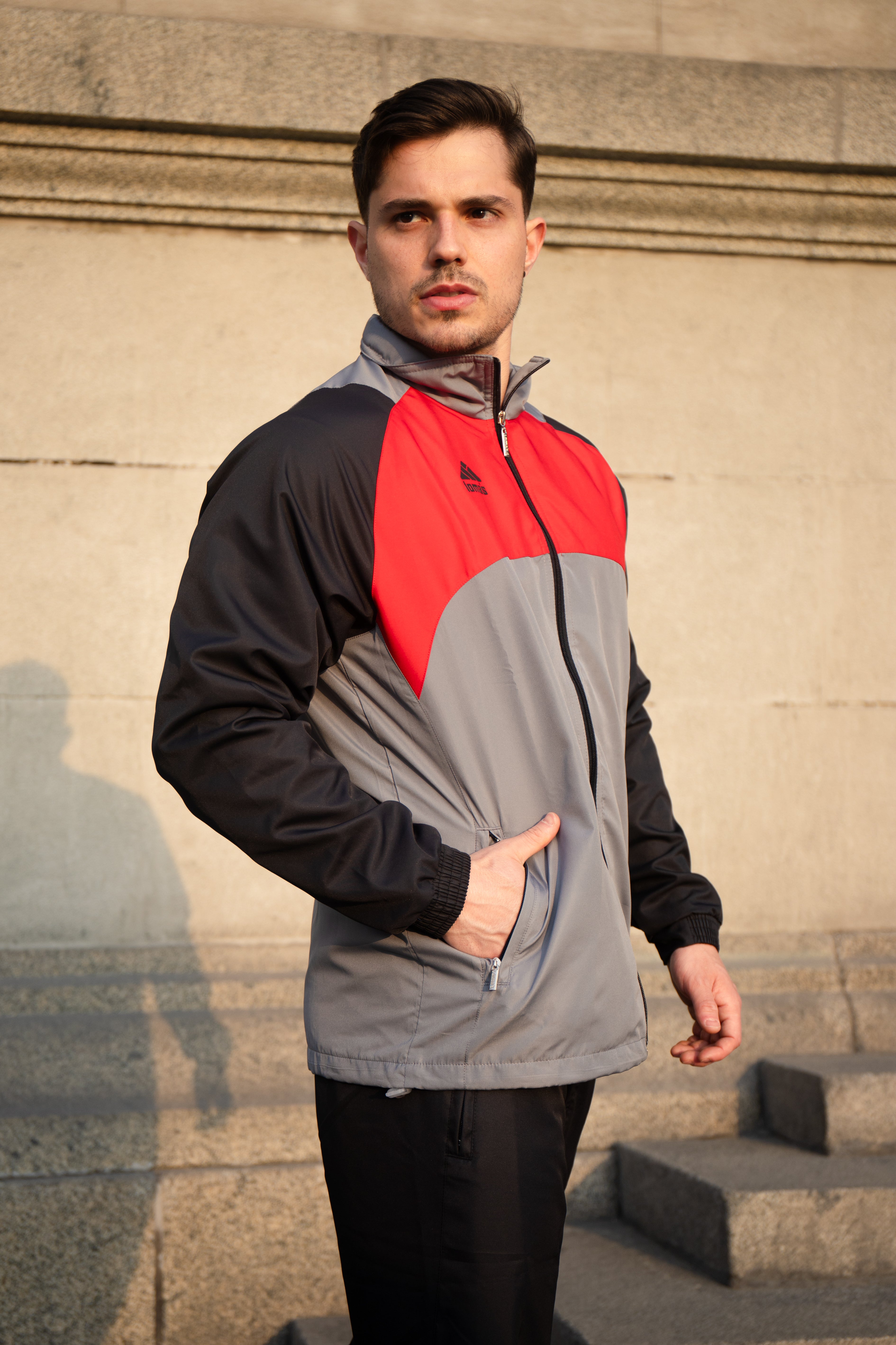 Buzo Deportivo Urban Athlete  Plata - Varón